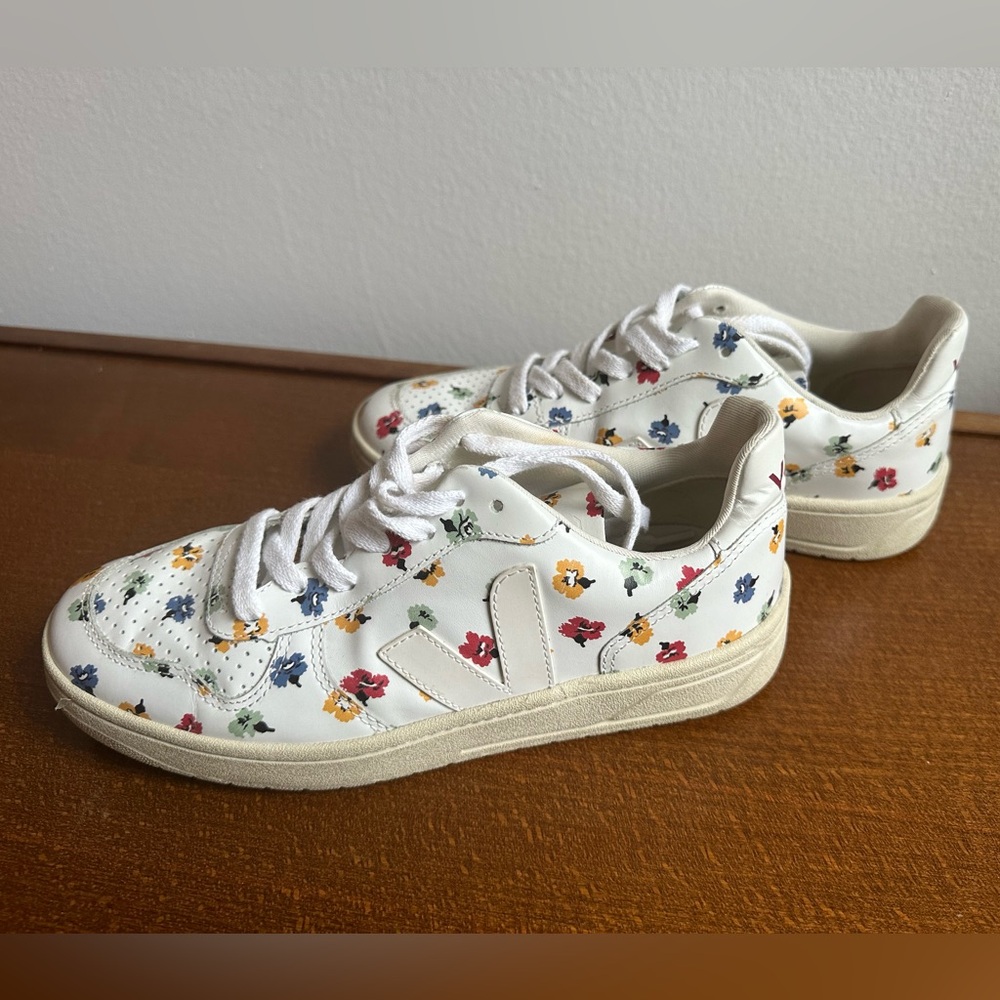 VEJA x Madewell exclusive - Women’s Floral Sneakers
